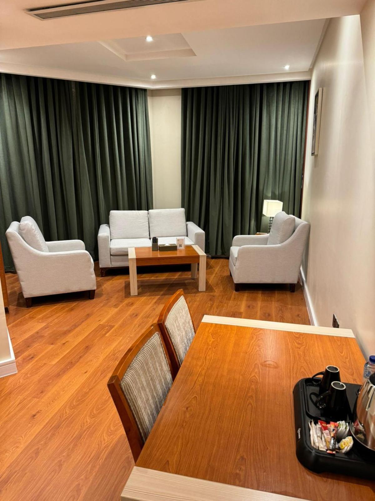 Aparthotel Roof